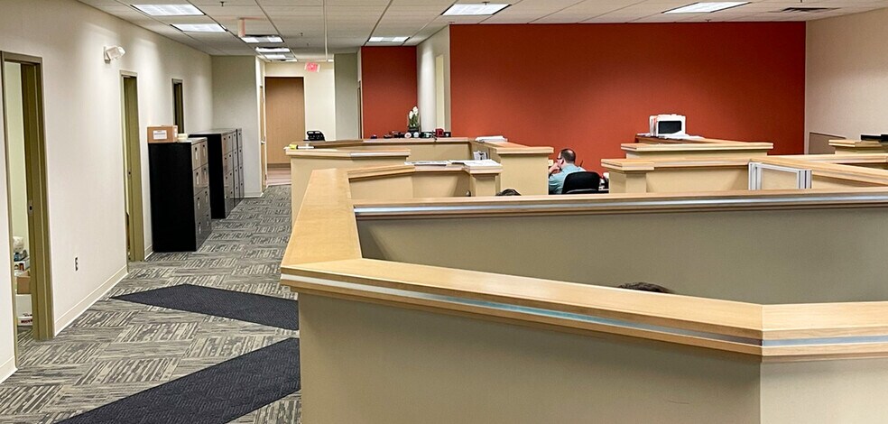 More Photos Of 43 Stults Rd, Dayton Warehouse For Sale