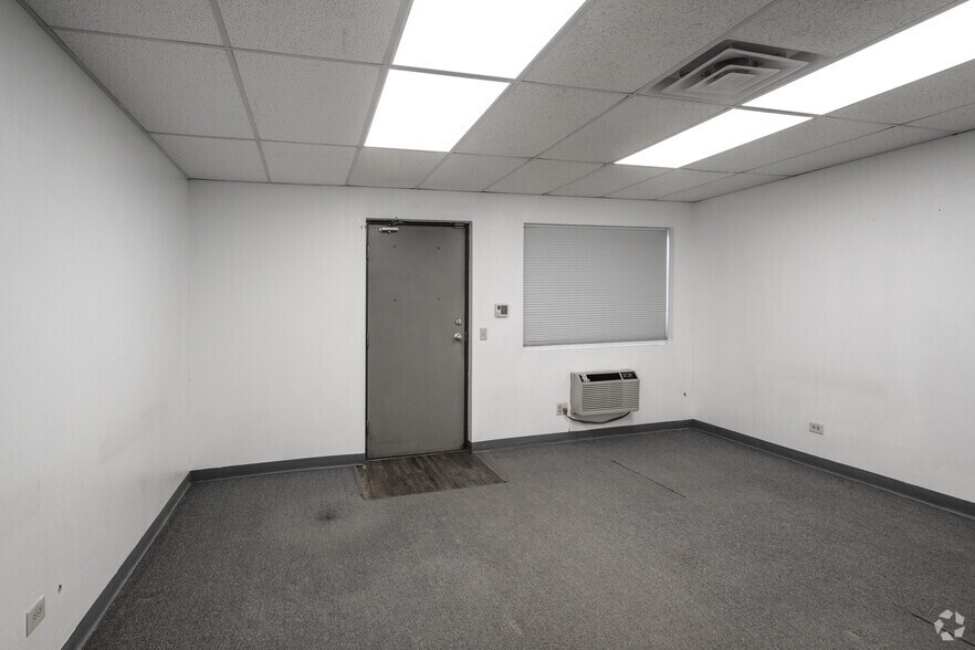 More Photos Of 6321 N Washington St, Denver Warehouse For Lease
