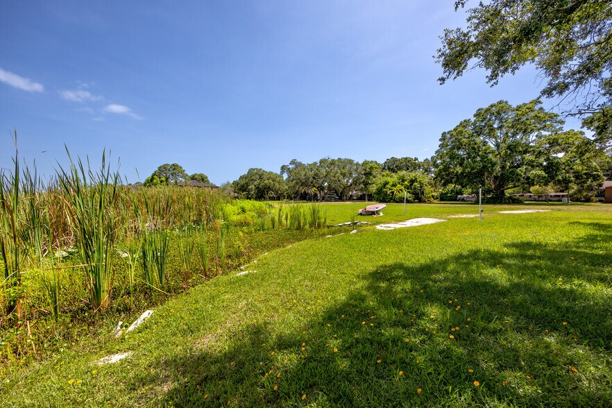 More Photos Of 12330 101st St, Largo Land For Sale