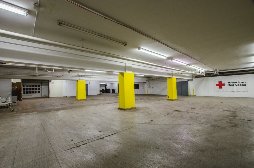 More Photos Of 35 N Park St, Mansfield Office For Sale