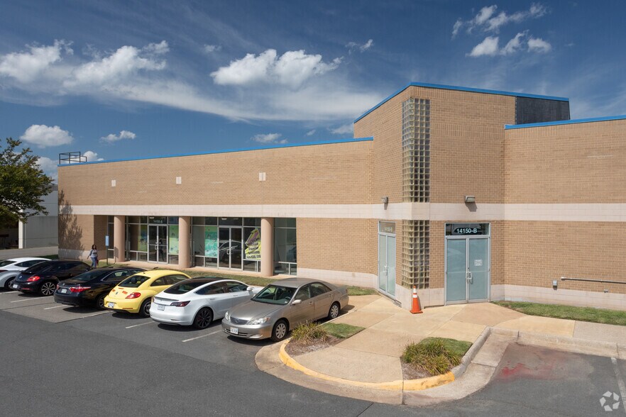 More Photos Of 14150 Mariah Ct, Chantilly Warehouse For Lease