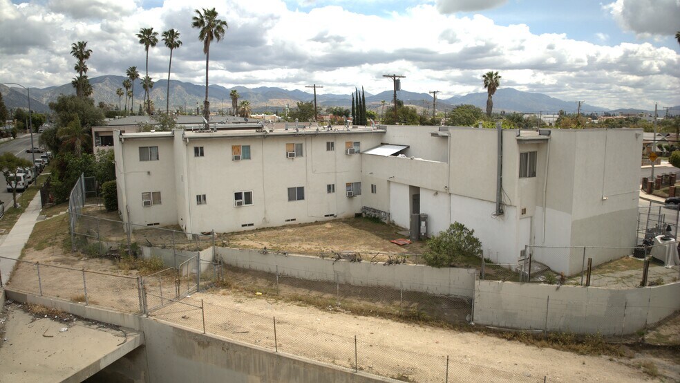 More Photos Of 14700 Hubbard Ave, San Fernando Apartments For Sale