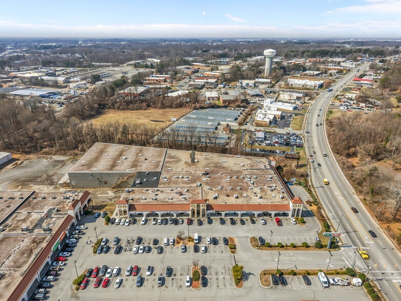 More Photos Of 4929 W Market St, Greensboro General Retail For Sale