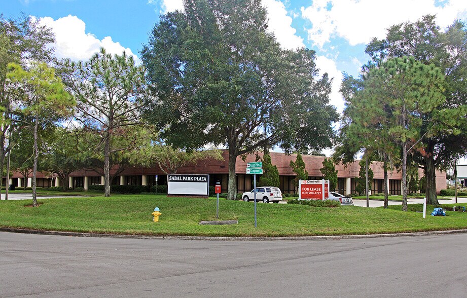 More Photos Of 9501 Princess Palm Ave, Tampa Unknown For Lease