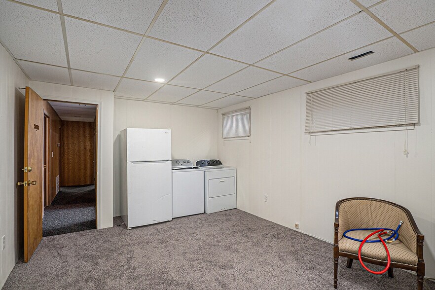 More Photos Of 3929-3933 W Court St, Flint Office For Sale