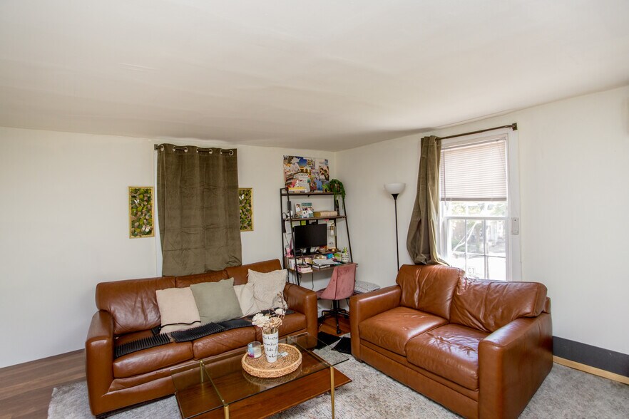 More Photos Of 41 Church St, Lambertville Apartments For Sale