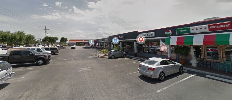 More Photos Of 1924-1960 S Federal Hwy, Stuart Unknown For Lease