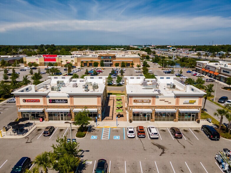 More Photos Of 5000 E Bay Dr, Clearwater Unknown For Lease