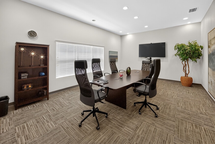 More Photos Of 842 Highway 466, Lady Lake Office For Lease