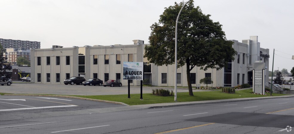 Primary Photo Of 1240 Av Beaumont, Mt Royal Office For Lease