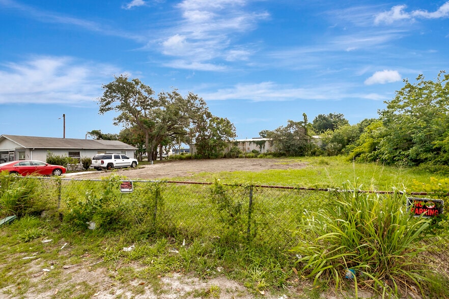 More Photos Of 3909 N 38th St, Tampa Land For Lease