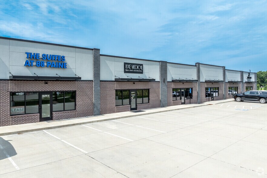 More Photos Of 88 Paine Cir SE, Bondurant Office For Lease