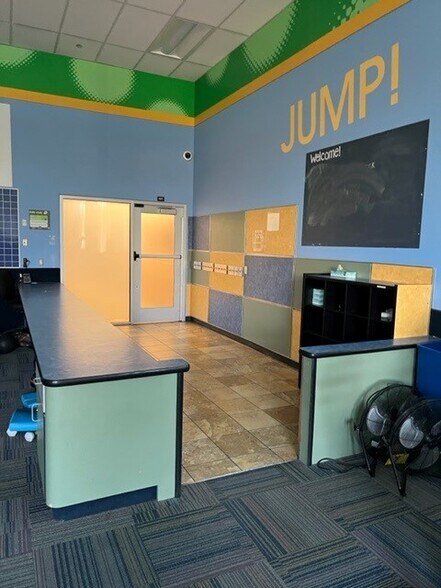 More Photos Of 507 NE Northgate Way, Seattle Apartments For Lease