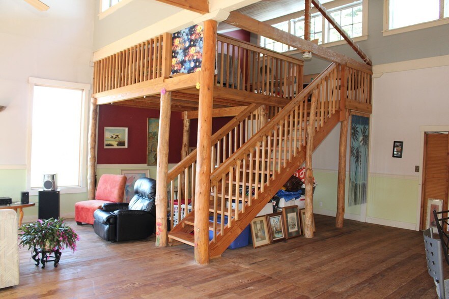 More Photos Of 6750 Or-126 Hwy, Florence Marina For Sale