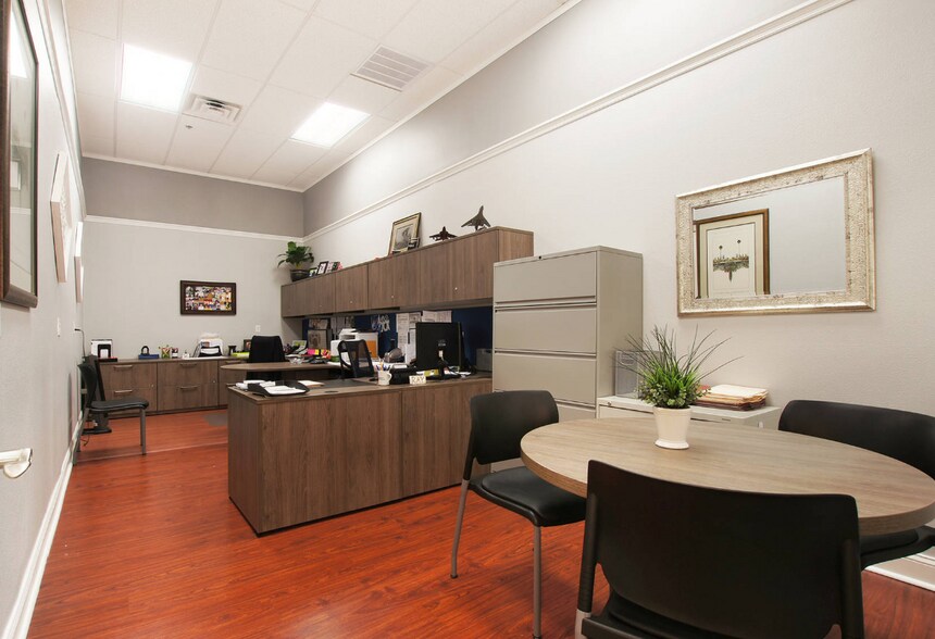 More Photos Of 11880 Lacy Ln, Fort Myers Warehouse For Sale