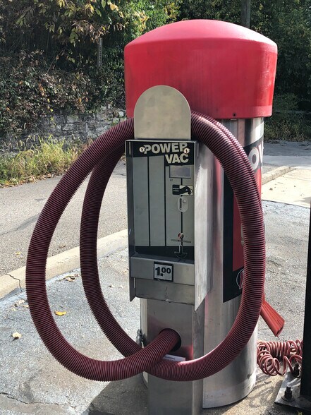 More Photos Of 1886 Queen City Ave, Cincinnati Carwash For Sale