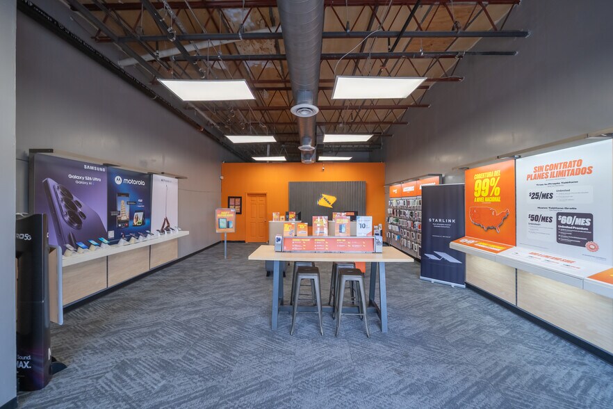 More Photos Of 3708-3722 E Rosedale St, Fort Worth Freestanding For Sale