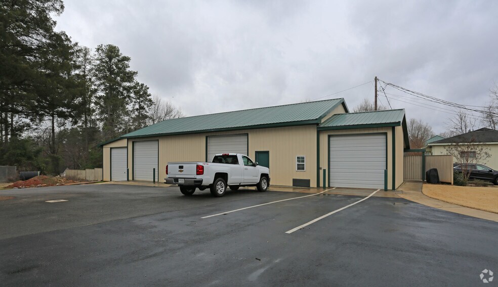 Primary Photo Of 1231 Columbia Ave, Irmo Warehouse For Lease