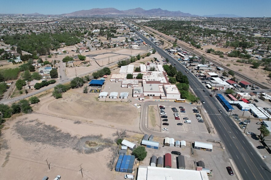 More Photos Of 7988 Alameda Ave, El Paso Office Residential For Sale
