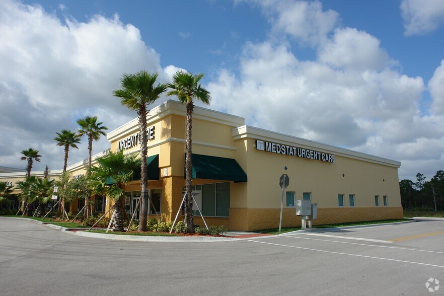 More Photos Of 6514-6590 S Kanner Hwy, Stuart General Retail For Lease