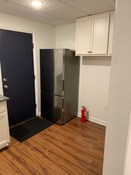 More Photos Of 1338 Timberlane Rd, Tallahassee Office For Lease