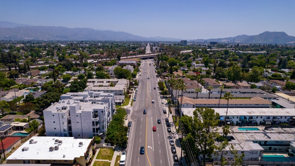 More Photos Of 11940 Burbank Blvd, Valley Village Apartments For Sale