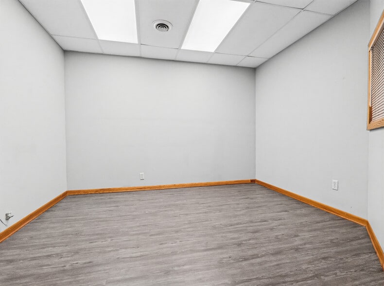 More Photos Of 1 N Main St, Rice Lake Specialty For Sale