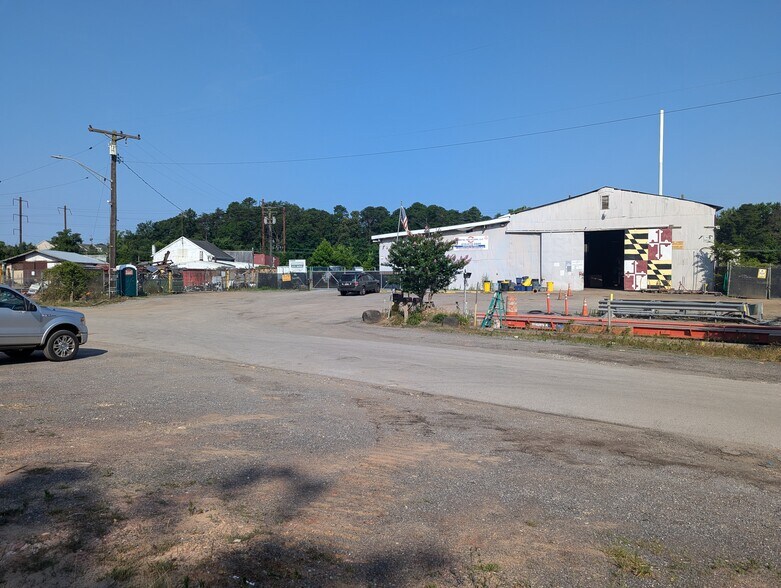 Primary Photo Of 8312 Lokus Rd, Odenton Warehouse For Lease