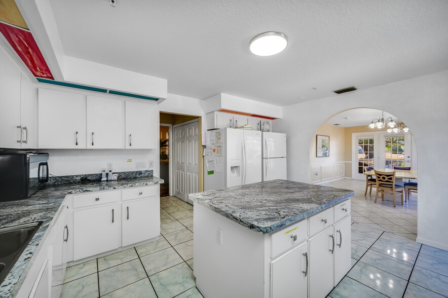 More Photos Of 2820 Pan American Blvd, North Port Assisted Living For Sale