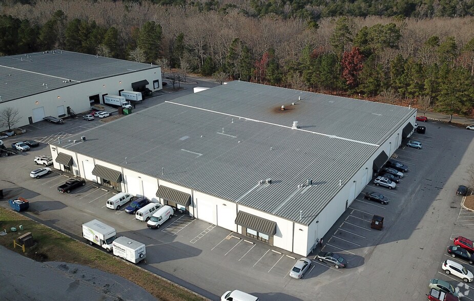 More Photos Of 3208 Spottswood St, Raleigh Warehouse For Lease