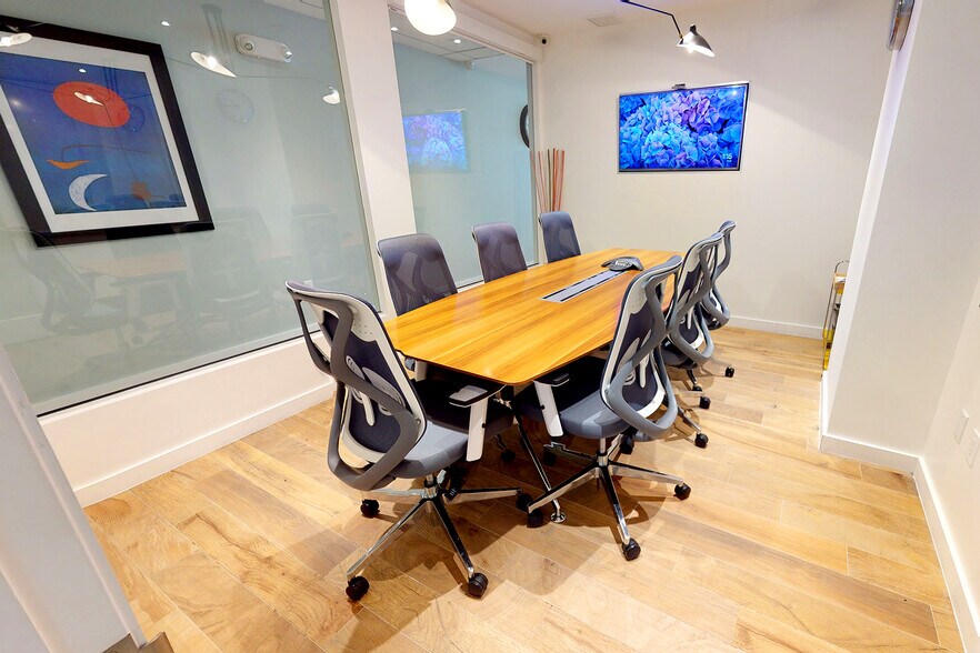 More Photos Of 150 SE 2nd Ave, Miami Coworking Space