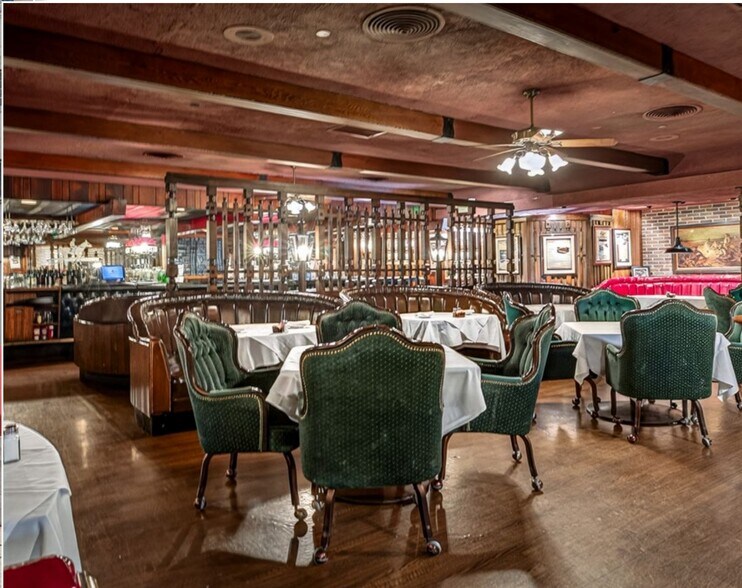 More Photos Of 3361 W 8th St, Los Angeles Restaurant For Sale