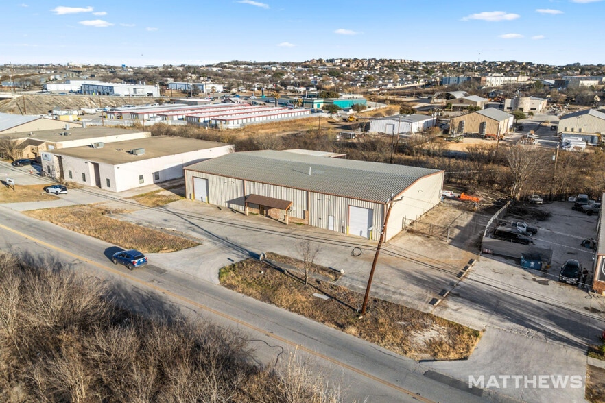 Primary Photo Of 13802 Lookout Rd, San Antonio Light Manufacturing For Lease