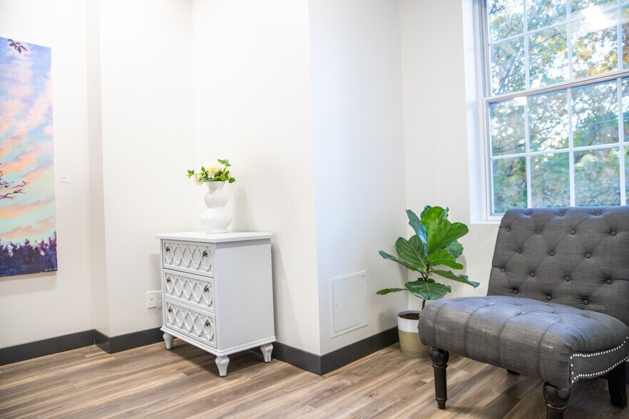 More Photos Of 4315 50th St NW, Washington Coworking Space