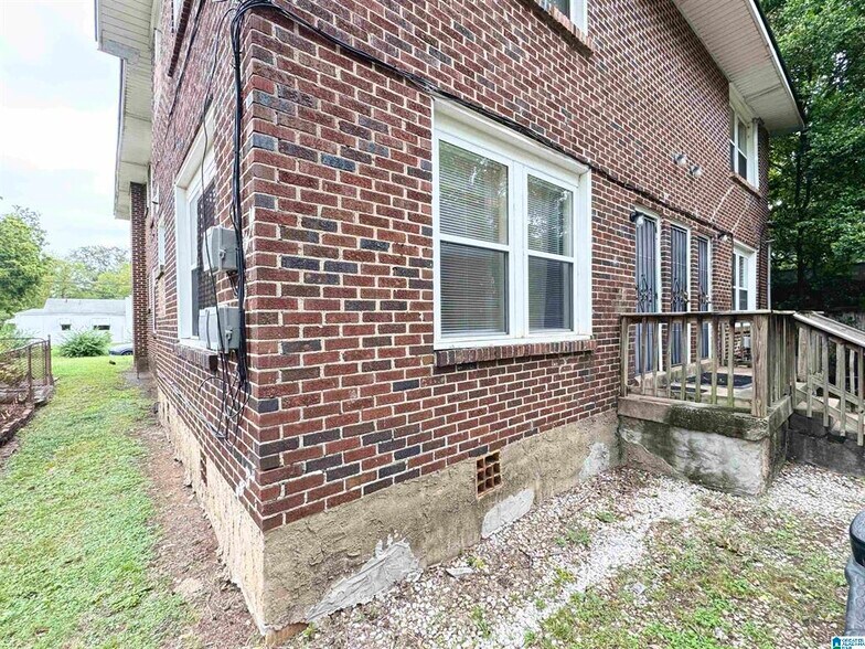 More Photos Of 737 40th Pl, Fairfield Multifamily For Sale