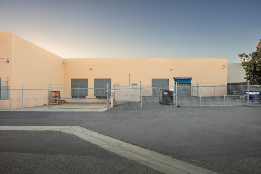 More Photos Of 2630 Business Park Dr, Vista Manufacturing For Lease