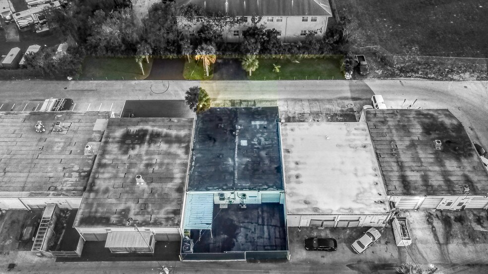 More Photos Of 2341 NW 30th St, Oakland Park Warehouse For Sale