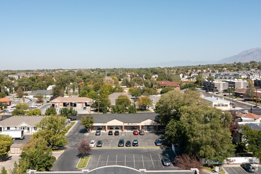 More Photos Of 866 E 12300 S, Draper Freestanding For Lease