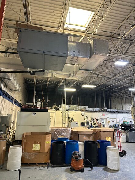 More Photos Of 3765 Investment Ln, Riviera Beach Warehouse For Lease