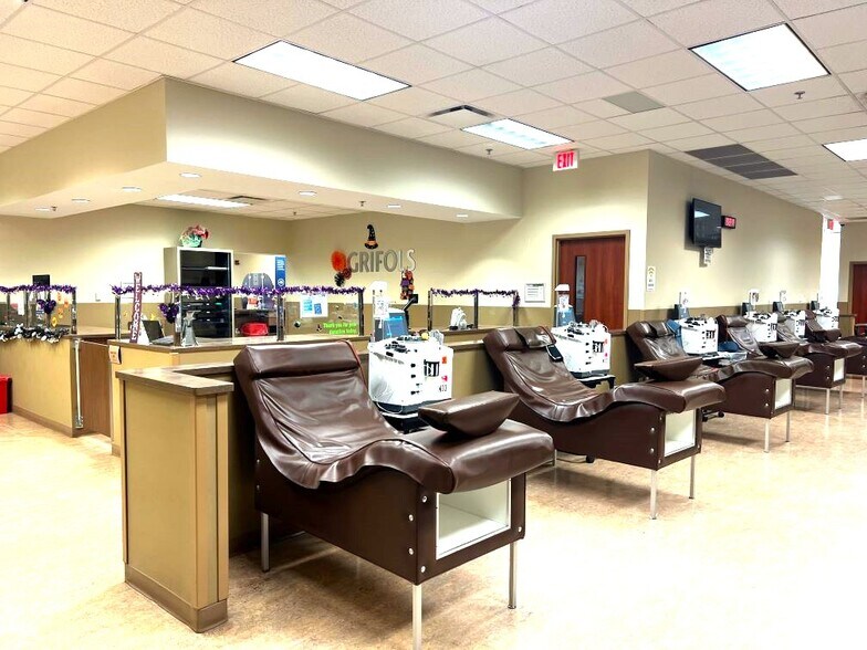 More Photos Of 2727 Franklin Rd SW, Roanoke Medical For Lease