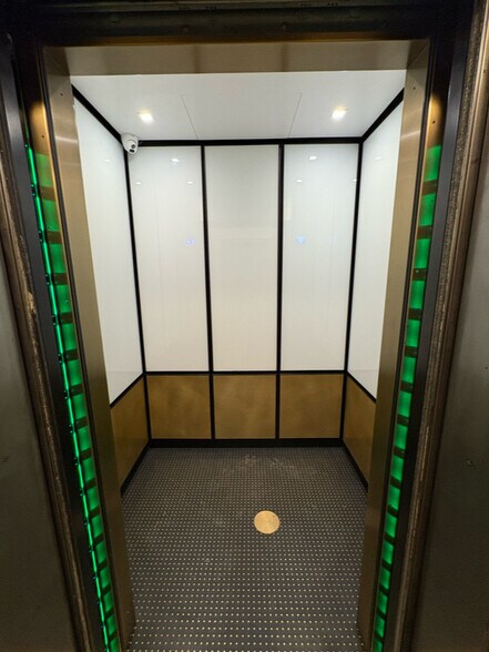 More Photos Of 370 Lexington Ave, New York Office For Lease