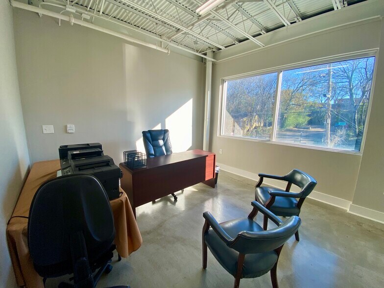 More Photos Of 3304 N State St, Jackson Loft Creative Space For Lease