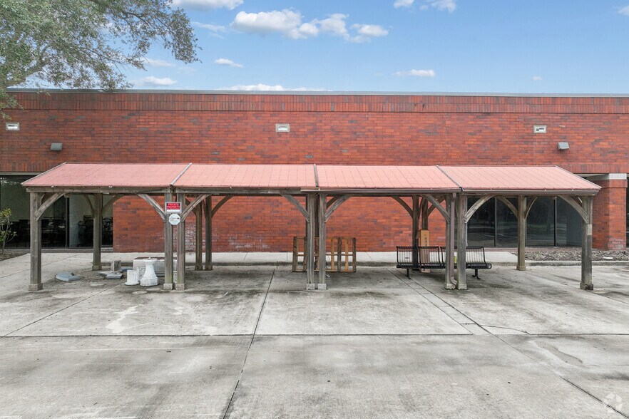 More Photos Of 16001 Bay Vista Dr, Clearwater Office For Lease