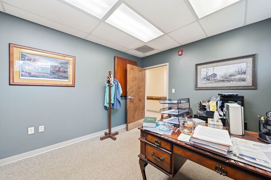 More Photos Of 329 Wesley St, Johnson City Medical For Sale