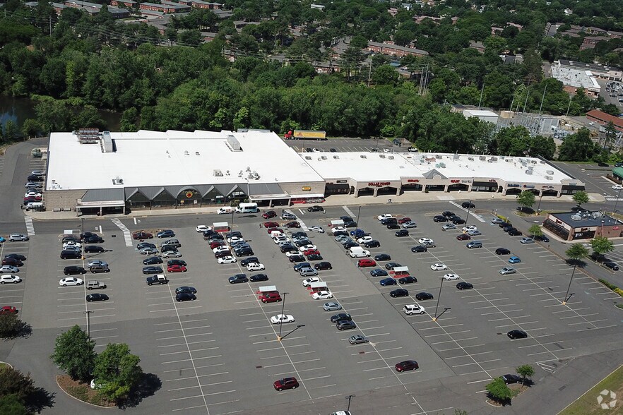 More Photos Of 625-709 Hamburg Tpke, Wayne General Retail For Sale