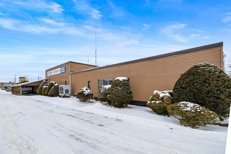 More Photos Of 410 Catherine St, Utica Service For Sale