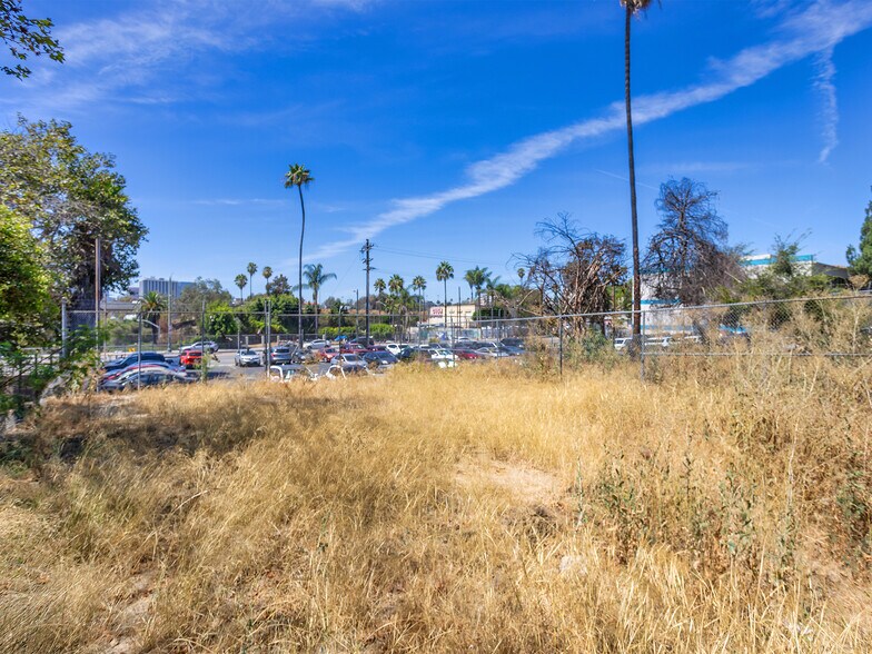 More Photos Of 1014 Bartlett St, Los Angeles Land For Sale