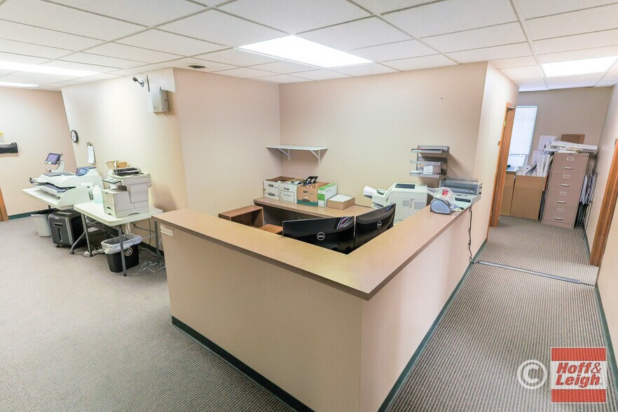 More Photos Of 6015 Lehman Dr, Colorado Springs Office For Sale