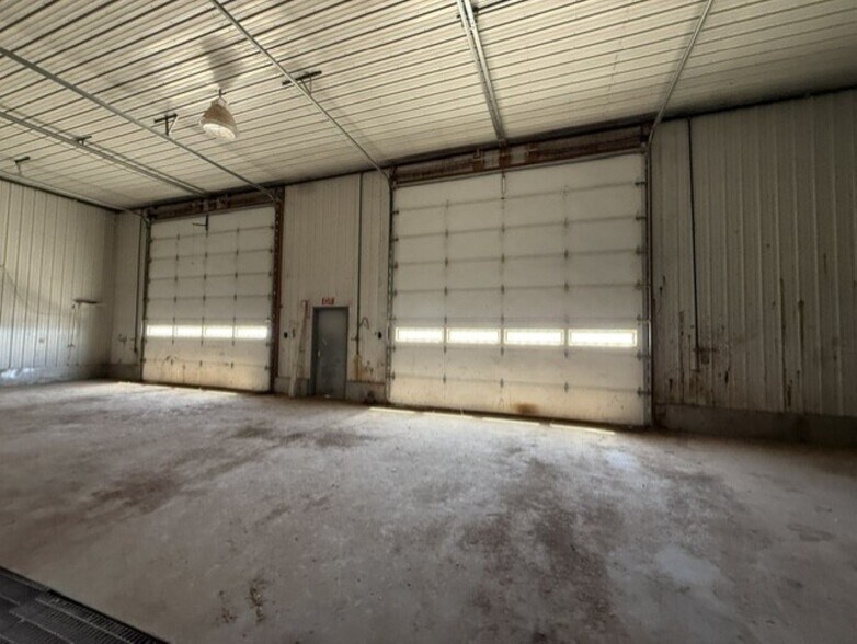 More Photos Of 26454 Glen Bench rd, Naples Industrial For Sale