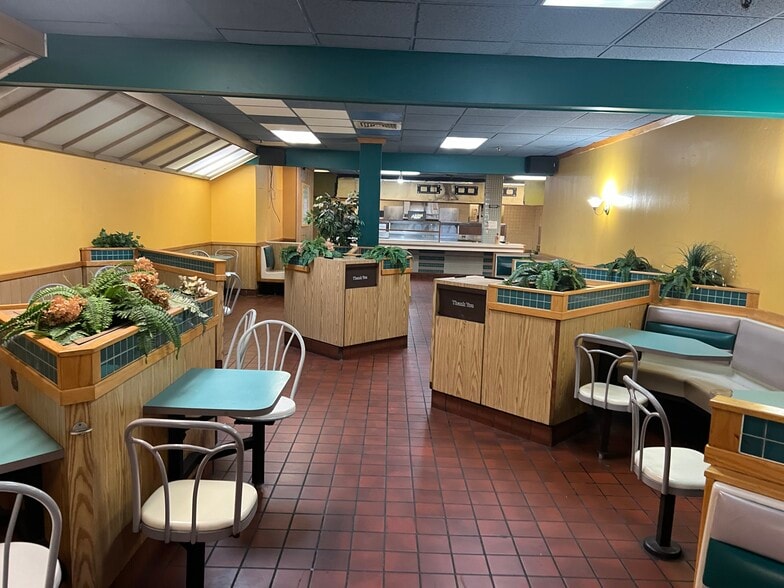 More Photos Of 401-407 Main St, Worcester Office For Sale